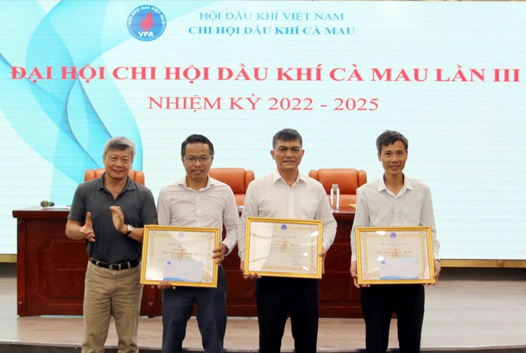 Đại hội Chi hội Dầu khí Cà Mau lần thứ III, nhiệm kỳ 2022 - 2025 Đại hội Chi hội Dầu khí Cà Mau lần thứ III, nhiệm kỳ 2022 - 2025