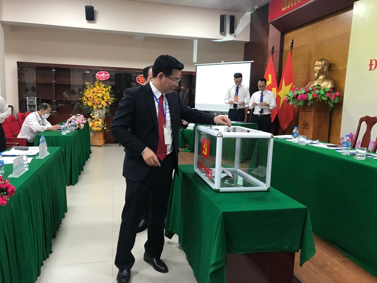 Trường Đại học Điện lực tổ chức Đại hội Đảng bộ trường khóa XXIV Trường Đại học Điện lực tổ chức Đại hội Đảng bộ trường khóa XXIV