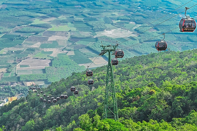 Tây Ninh đón lễ hội Vía Bà với nhiều hoạt động hấp dẫn tay ninh don le hoi via ba voi nhieu hoat dong hap dan