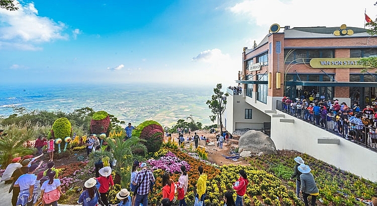 Tây Ninh đón lễ hội Vía Bà với nhiều hoạt động hấp dẫn tay ninh don le hoi via ba voi nhieu hoat dong hap dan