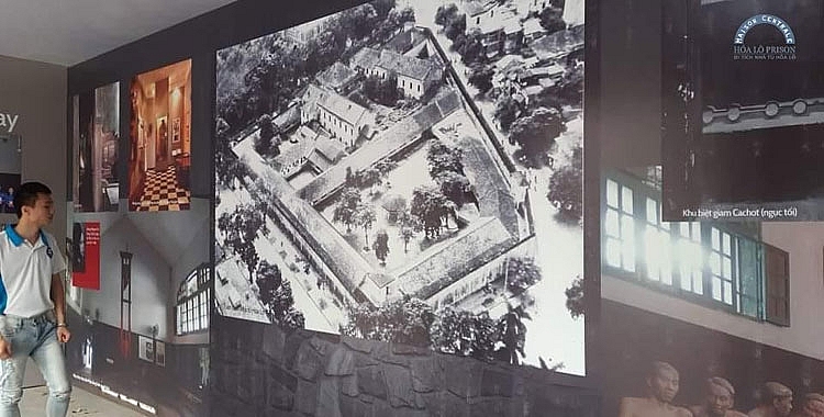 Ban Quản lý Di tích Nhà tù Hỏa Lò hưởng ứng chương trình kích cầu du lịch nội địa ban quan ly di tich nha tu hoa lo huong ung chuong trinh kich cau du lich noi dia