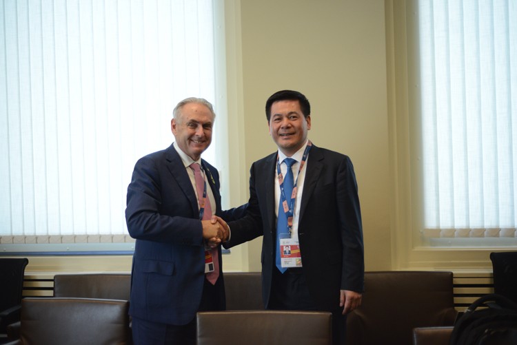 Ngày thứ hai của MC12: Các bộ trưởng thảo luận 3 trọng tâm lớn Ngày thứ hai của MC12: Các bộ trưởng thảo luận 3 trọng tâm lớn