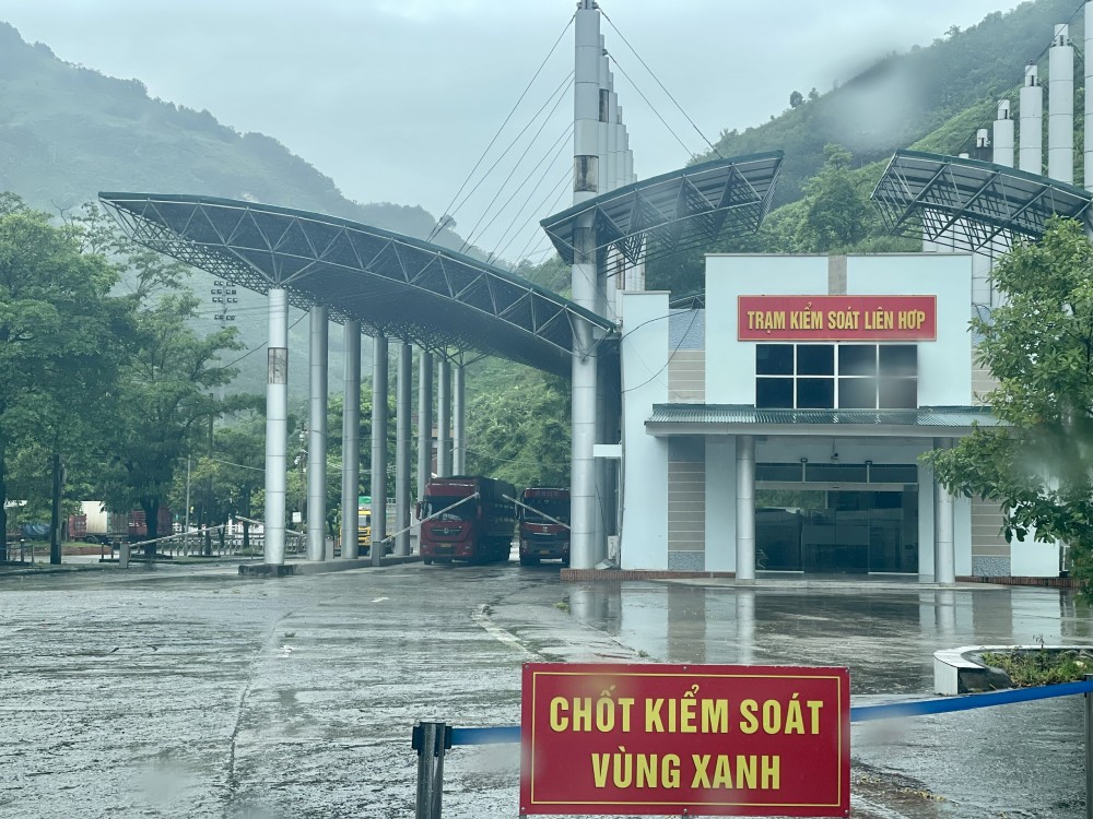 Chốt kiểm soát vùng xanh ở cửa khẩu Ma Lù Thàng