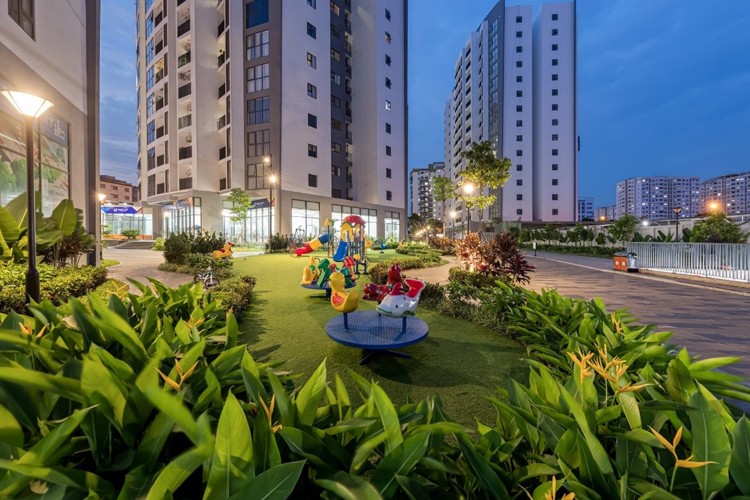 Tổ hợp chung cư Le Grand Jardin tiếp tục bàn giao “sổ đỏ” cho cư dân Tổ hợp chung cư Le Grand Jardin tiếp tục bàn giao “sổ đỏ” cho cư dân