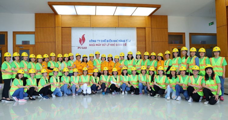 Cuộc gặp gỡ của Nữ công Công đoàn PV GAS: Tinh thần nữ lao động bừng sáng và ngọt ngào Cuộc gặp gỡ của Nữ công Công đoàn PV GAS: Tinh thần nữ lao động bừng sáng và ngọt ngào