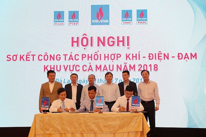 Phối hợp vận hành Cụm Khí – Điện – Đạm Cà Mau hoi nghi so ket cong tac phoi hop van hanh he thong khi dien dam ca mau