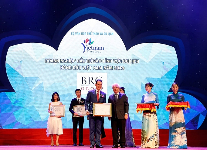 Tập đoàn BRG được vinh danh nhiều giải tại Giải thưởng Du lịch Việt Nam 2019 tap doan brg duoc vinh danh nhieu giai tai giai thuong du lich viet nam 2019