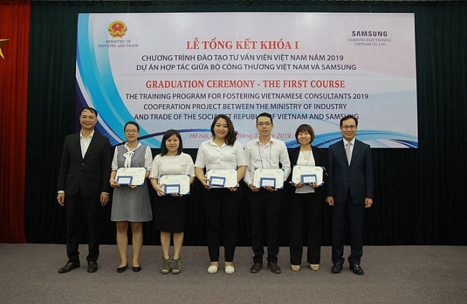 nang chat nguon nhan luc cong nghiep ho tro 2019