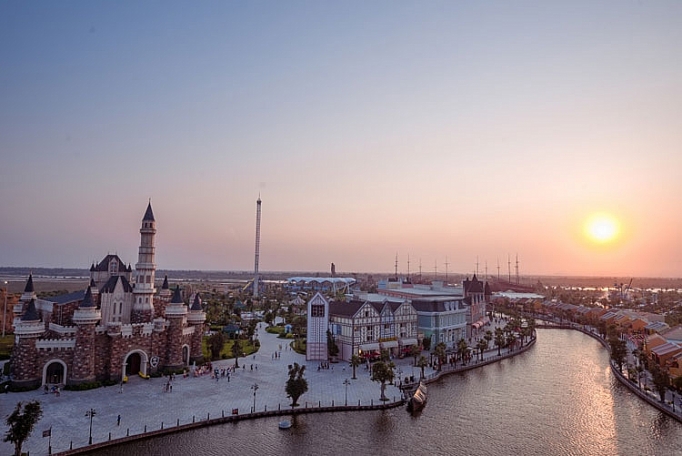 Cận cảnh khu nghỉ dưỡng 5 sao đẹp như tranh – nơi Hà Anh Tuấn đăng đàn bán vé concert can canh khu nghi duong 5 sao dep nhu tranh noi ha anh tuan dang dan ban ve concert