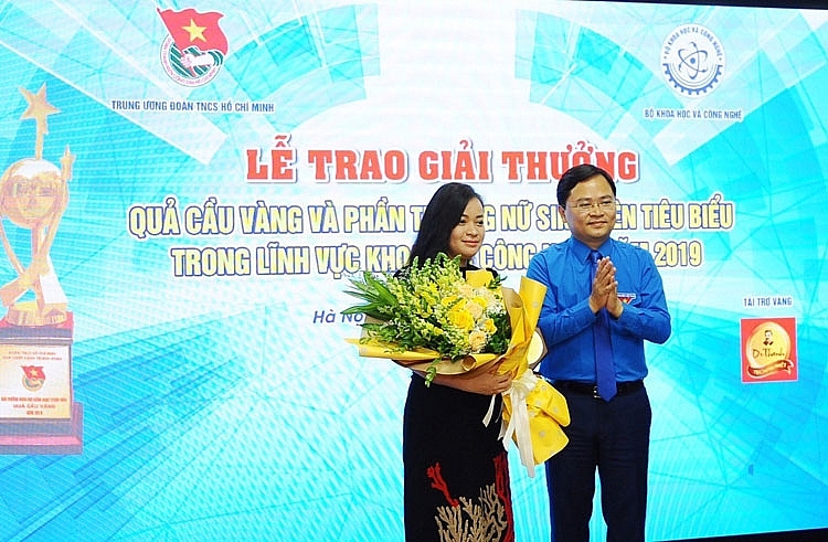 tan hiep phat lan thu 9 dong hanh cung giai thuong qua cau vang