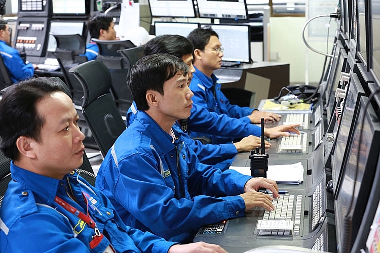 Lọc dầu Dung Quất kỳ vọng ở nửa cuối năm loc dau dung quat ky vong o nua cuoi nam