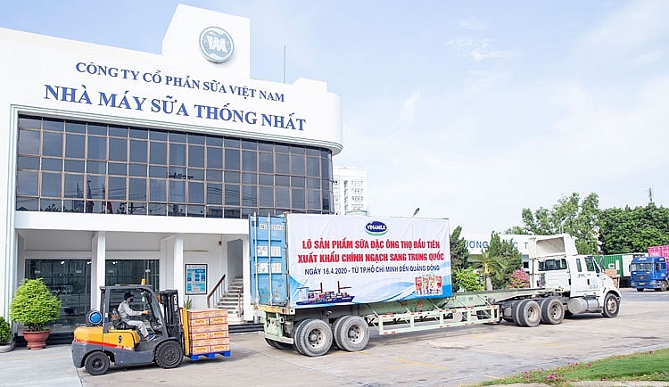 Doanh thu nội địa và xuất khẩu 6 tháng đầu năm của Vinamilk tăng trưởng 2 con số doanh thu noi dia va xuat khau 6 thang dau nam cua vinamilk tang truong 2 con so
