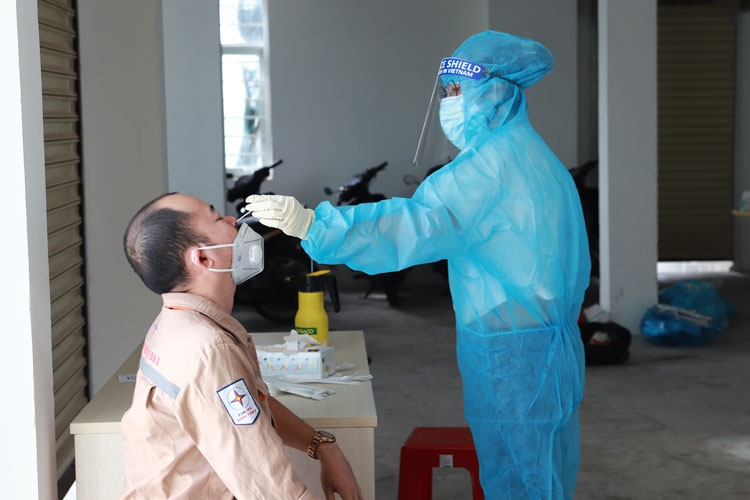 Nhiệt điện Vĩnh Tân 4: Chủ động test nhanh Sars-Cov-2 nhằm đánh giá nguy cơ, đảm bảo sản xuất