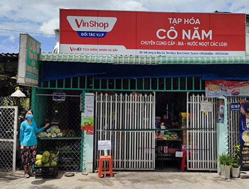 VinID cùng hơn 1.000 tạp hoá liên kết VinShop bán nhu yếu phẩm phi lợi nhuận tại TP. HCM VinID cùng hơn 1.000 tạp hoá liên kết VinShop bán nhu yếu phẩm phi lợi nhuận tại TP. HCM