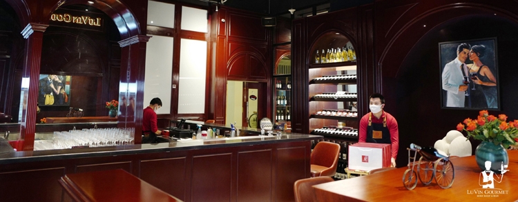 Hiện tại, LuVin Gourmet đang phân phối độc quyền 11 loại rượu vang Pháp của Chateau de Caladroy và với hơn 50 loại rượu vang được lựa chọn trong các hãng rượu vang lớn nhất nước Pháp, Italy, Mỹ