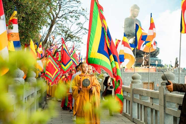 Quần thể tâm linh Fansipan và những giá trị văn hoá bền vững