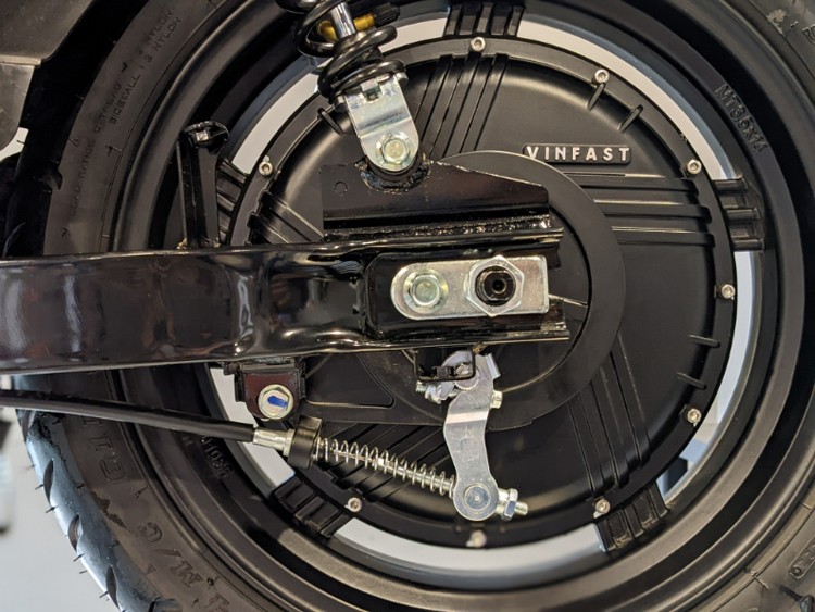 VinFast Feliz S: Giá hợp lý, phụ tùng “xịn”, thay thế hoàn hảo xe xăng VinFast Feliz S: Giá hợp lý, phụ tùng “xịn”, thay thế hoàn hảo xe xăng