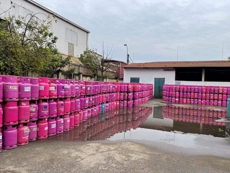 Khi nào mới xử lý dứt điểm hành vi chiếm giữ vỏ gas LPG? Khi nào mới xử lý dứt điểm hành vi chiếm giữ vỏ gas LPG?