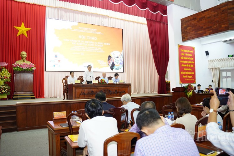 Tỉnh Hậu Giang đẩy mạnh "2 nhanh, 3 tốt" để thu hút phát triển công nghiệp Tỉnh Hậu Giang đẩy mạnh "2 nhanh, 3 tốt" để thu hút phát triển công nghiệp