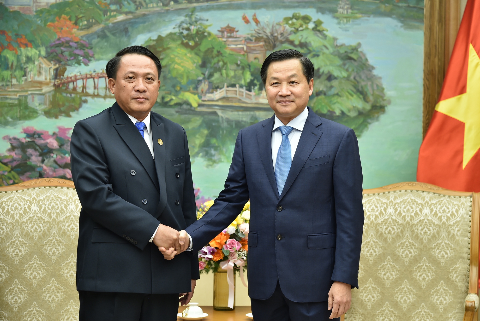 Phó Thủ tướng Lê Minh Khái tiếp Bộ trưởng Tài chính Lào - Ảnh 1. Phó Thủ tướng Lê Minh Khái tiếp Bộ trưởng Tài chính Lào - Ảnh 1.