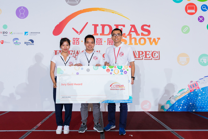 vietnamese startup ezq wins two prizes at apec meet