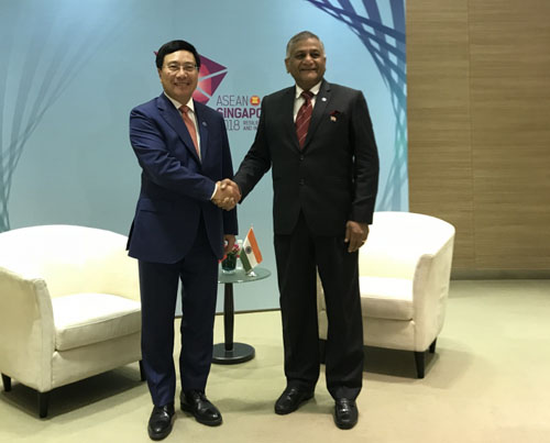 Phó Thủ tướng tiếp xúc song phương bên lề Hội nghị Bộ trưởng Ngoại giao ASEAN pho thu tuong tiep xuc song phuong ben le hoi nghi bo truong ngoai giao asean