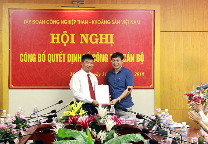 TKV công bố quyết định về công tác cán bộ Công ty Than Mạo Khê tkv cong bo quyet dinh ve cong tac can bo cong ty than mao khe