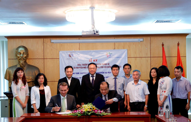 chuong trinh hop tac bao ve moi truong cua frieslandcampina viet nam