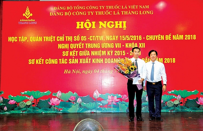 dang bo cong ty thuoc la thang long khang dinh vi tri hat nhan lanh dao
