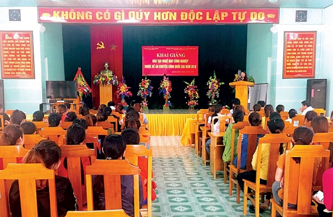 Khuyến công Quảng Bình: Ưu tiên đào tạo nghề cho lao động nông thôn khuyen cong quang binh uu tien dao tao nghe cho lao dong nong thon