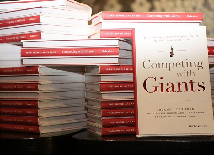 forbesbooks ra mat tai my cuon sach dau tien cua mot doanh nhan viet nam