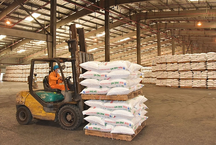 Đạm Phú Mỹ lần thứ 5 lọt vào Top 50 thương hiệu dẫn đầu dam phu my lan thu 5 lot vao top 50 thuong hieu dan dau