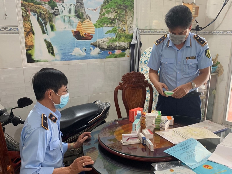 Cảnh giác sản phẩm hỗ trợ điều trị Covid-19 Cảnh giác sản phẩm hỗ trợ điều trị Covid-19