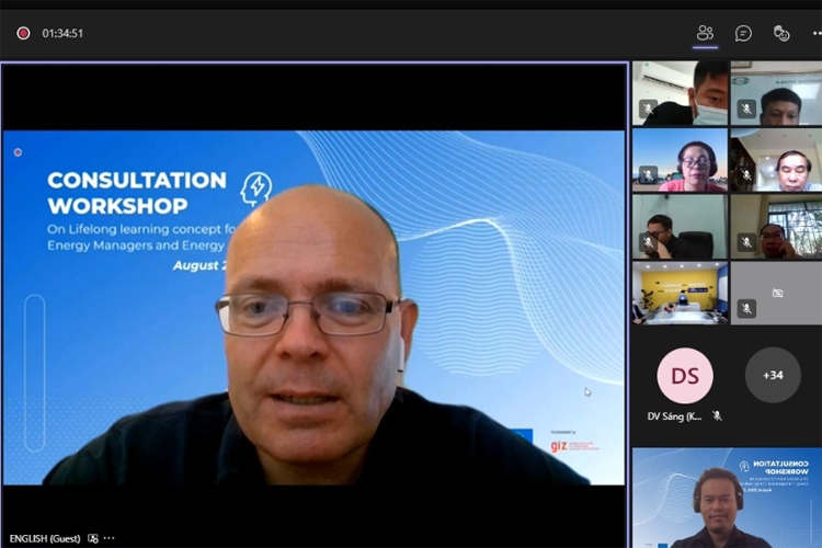 Đào tạo cán bộ quản lý năng lượng, kiểm toán viên năng lượng theo định hướng học tập suốt đời Đào tạo cán bộ quản lý năng lượng, kiểm toán viên năng lượng theo định hướng học tập suốt đời