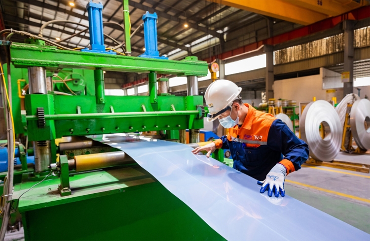 Xây dựng chính sách phòng vệ thương mại: Chủ động và đồng bộ Xây dựng chính sách phòng vệ thương mại: Chủ động và đồng bộ