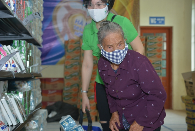 Siêu thị 0 đồng huyện Thanh Oai và Phú Xuyên: Sẻ chia yêu thương, nhân đôi hạnh phúc