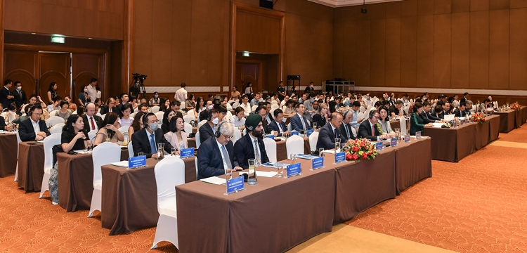 Tăng cường thu hút nguồn lực hỗ trợ thực hiện các mục tiêu phát triển xanh và bền vững