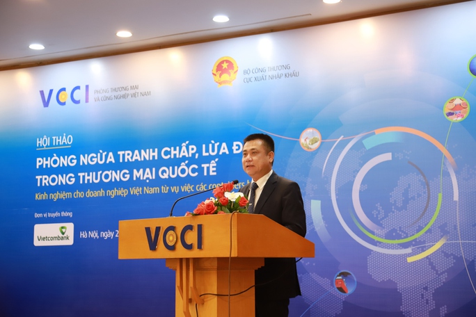 Tiết lộ chiêu thức lừa đảo trong vụ gần 100 container hạt điều xuất khẩu sang Ý - Ảnh 1. Tiết lộ chiêu thức lừa đảo trong vụ gần 100 container hạt điều xuất khẩu sang Ý - Ảnh 1.