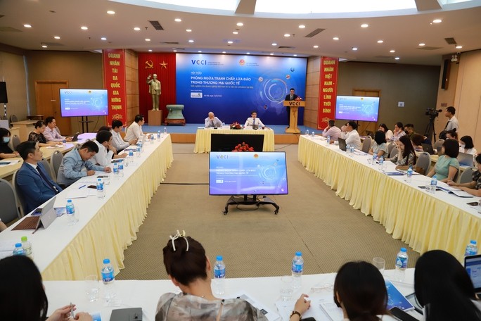 Tiết lộ chiêu thức lừa đảo trong vụ gần 100 container hạt điều xuất khẩu sang Ý - Ảnh 2. Tiết lộ chiêu thức lừa đảo trong vụ gần 100 container hạt điều xuất khẩu sang Ý - Ảnh 2.