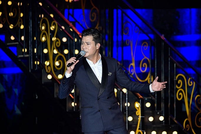 Hai đại võ sĩ sumo nổi tiếng Nhật Bản bất ngờ xuất hiện tại Việt Nam hai dai vo si sumo noi tieng nhat ban bat ngo xuat hien tai viet nam