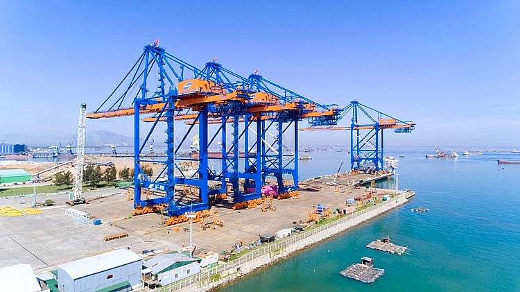 Doosan Vina tiếp tục bàn giao 2 cẩu trục STS khổng lồ cho cảng quốc tế Gemalink