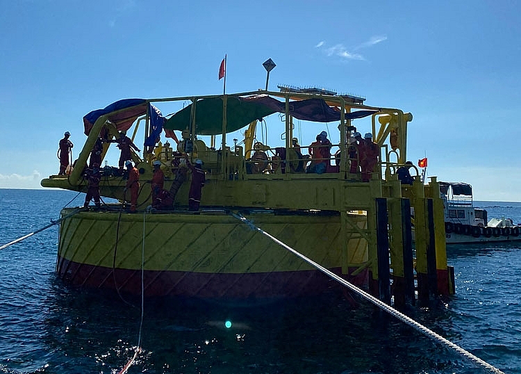 Lọc hóa dầu Bình Sơn nhập chuyến dầu đầu tiên sau bảo dưỡng tổng thể lần 4 Lọc hóa dầu Bình Sơn nhập chuyến dầu đầu tiên sau bảo dưỡng tổng thể lần 4