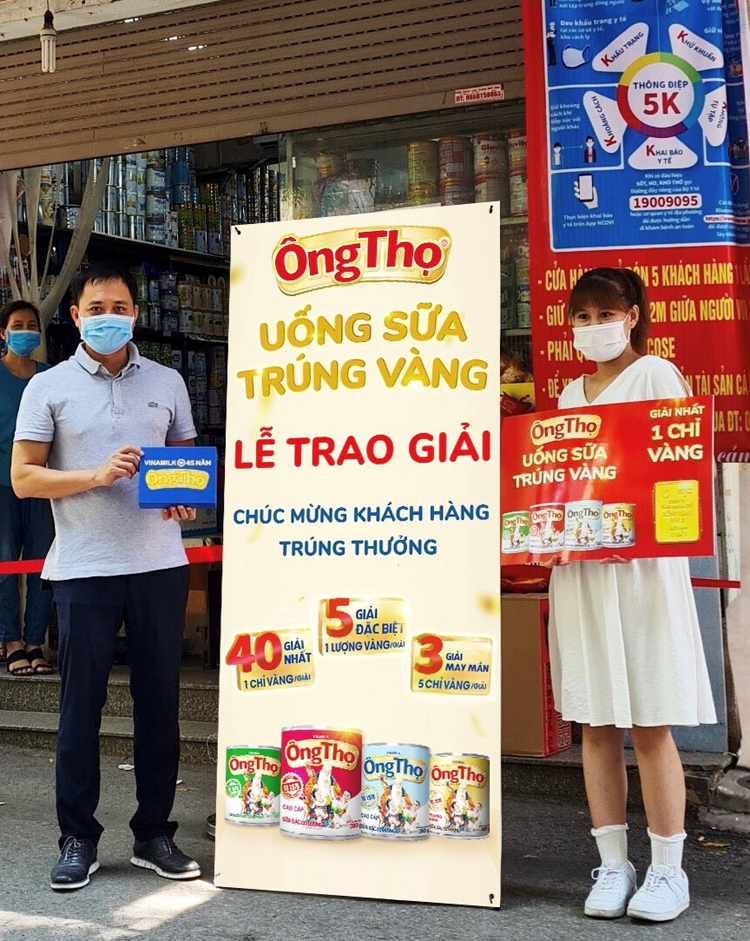 Người tiêu dùng bất ngờ nhận “lộc” từ chương trình mừng sinh nhật 45 năm của sữa đặc Ông Thọ Người tiêu dùng bất ngờ nhận “lộc” từ chương trình mừng sinh nhật 45 năm của sữa đặc Ông Thọ