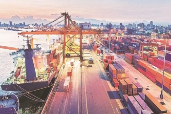 Thương mại dịch vụ toàn cầu theo quỹ đạo phục hồi trong quý III