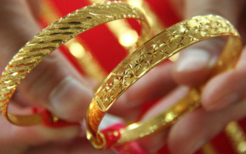 gia vang trong nuoc va the gioi dong loat lao doc hinh 1