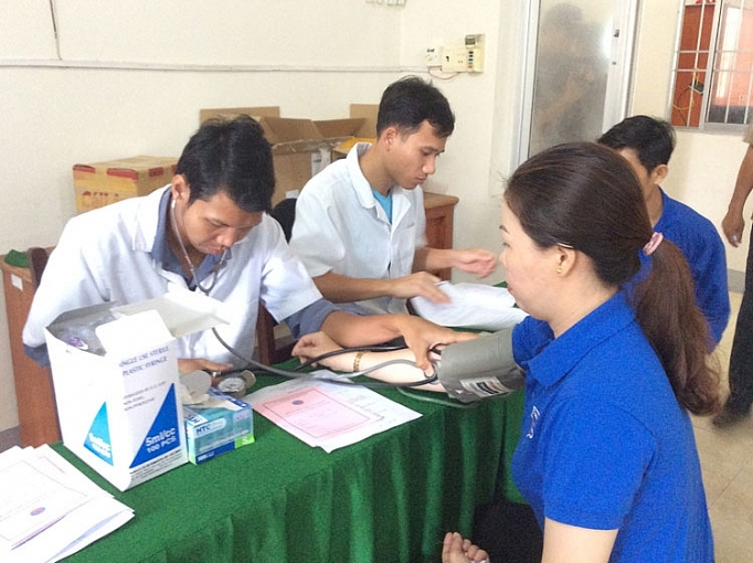 Xây dựng “ngân hàng máu sống” và ra mắt Câu lạc bộ Hiến máu dự bị xã đảo Thổ Chu- Kiên Giang xay dung ngan hang mau song va ra mat cau lac bo hien mau du bi xa dao tho chu kien giang