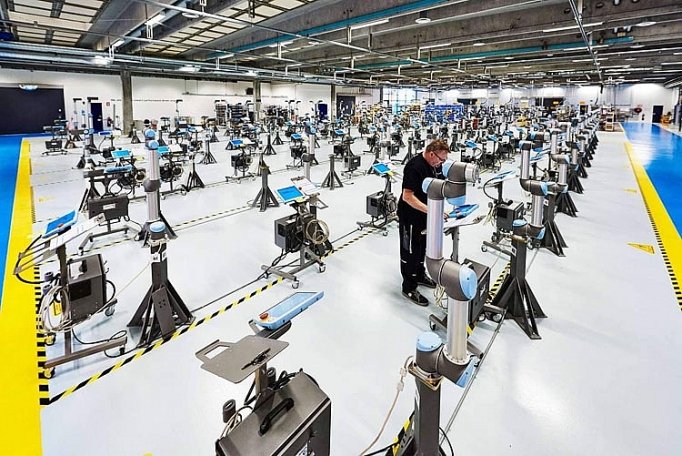 cobot chia khoa cong nghiep 40 cho cac doanh nghiep viet nam