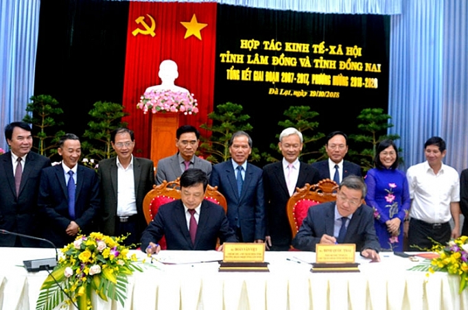 tong ket 10 nam hop tac giua tinh dong nai va tinh lam dong