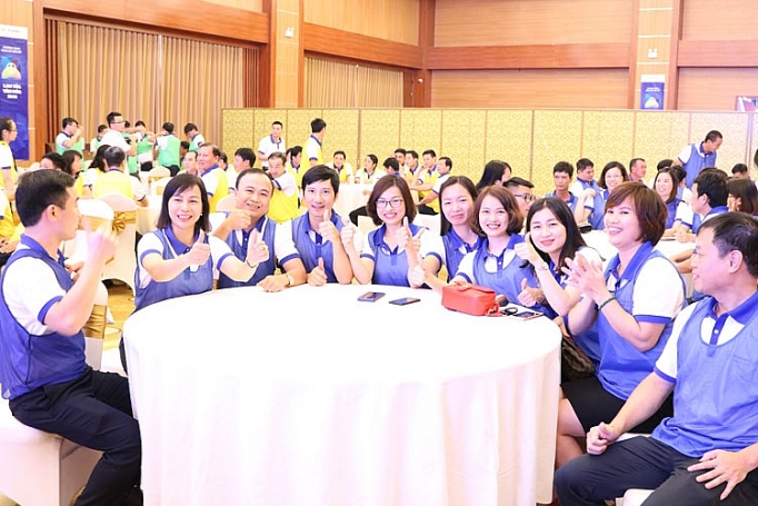 Lan tỏa văn hóa EVNNPC tại Công ty Điện lực Hà Nam lan toa van hoa evnnpc tai cong ty dien luc ha nam