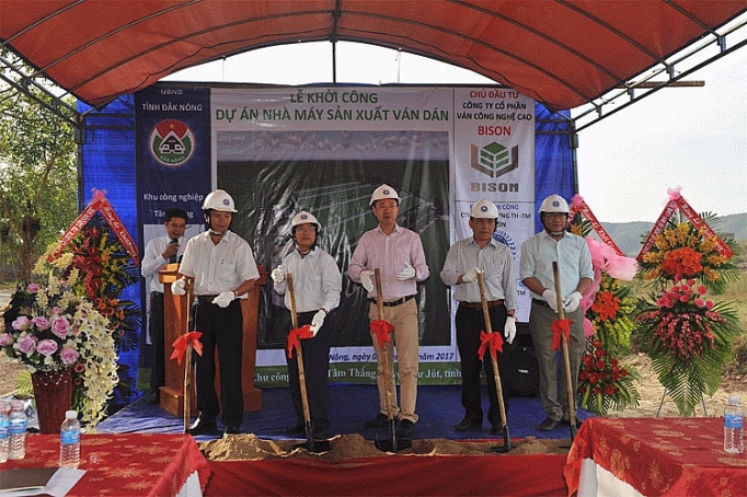 Đắk Nông: Ổn định vùng nguyên liệu cho sản xuất dak nong on dinh vung nguyen lieu cho san xuat